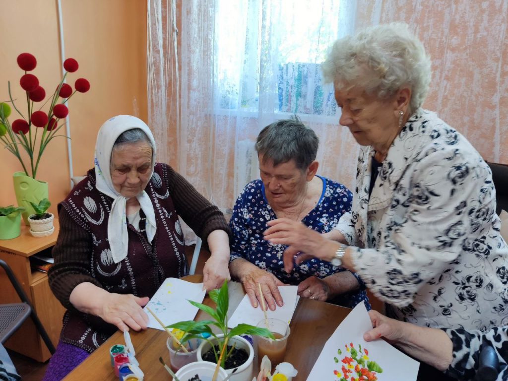 Арт-терапия «Цветные метаморфозы» | 28.05.2024 | Славгород - БезФормата